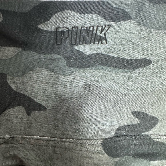 PINK Victoria’s Secret camo print leggings size XL - Picture 6 of 13